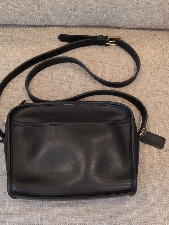 Coach Handbags - Vintage Coach 9087 Metropolis Black Leather Crossbody  w/Brass Hardware